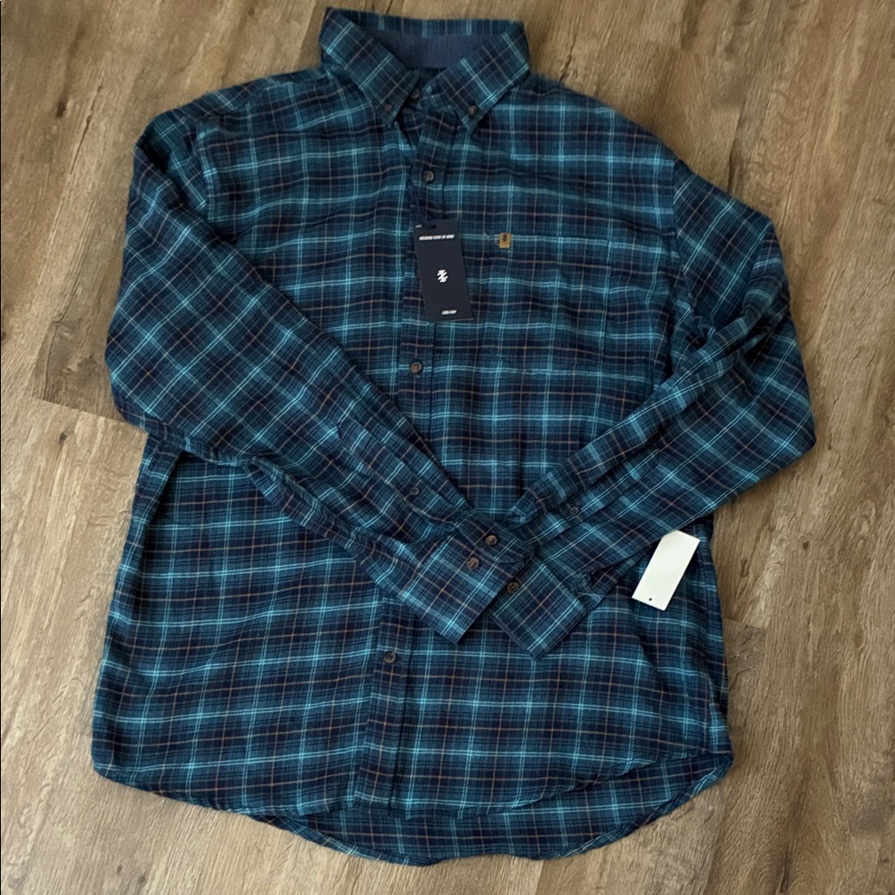 Izod Men's Teal and Navy Plaid Button-Down Shirt